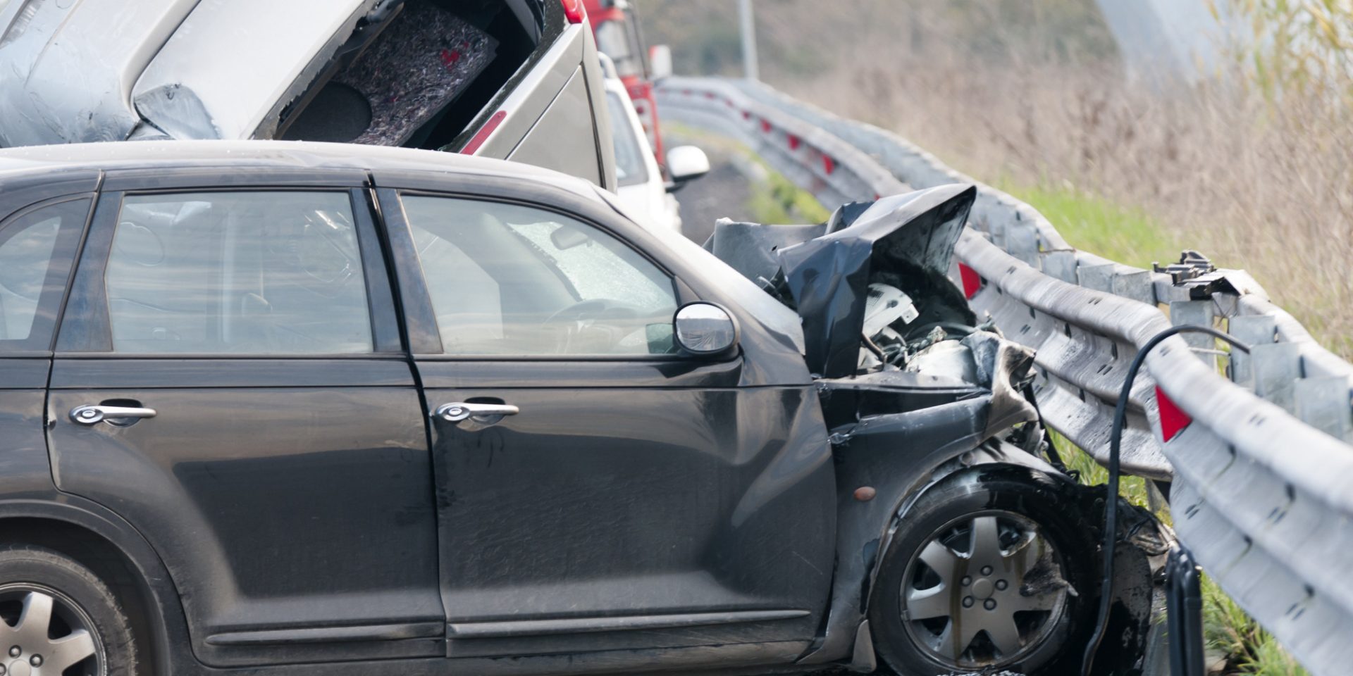 découvrez les derniers détails sur l'accident impliquant une tesla et un bus scolaire. analyse des circonstances, des conséquences et des réactions des autorités.
