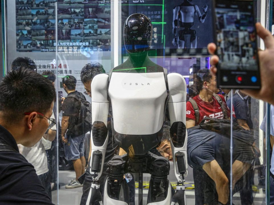découvrez les robotaxis tesla de 2026 : une révolution dans le transport autonome qui allie technologie de pointe et confort pour un voyage sûr et efficace. plongez dans l'avenir des transports avec tesla !
