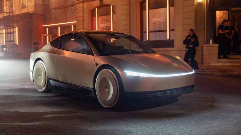 découvrez l'avenir des transports avec les robot-taxis tesla. alliant innovation technologique et éco-responsabilité, ces véhicules autonomes transforment la mobilité urbaine en offrant une expérience de conduite sûre et efficace. embarquez pour un voyage intelligent et durable.