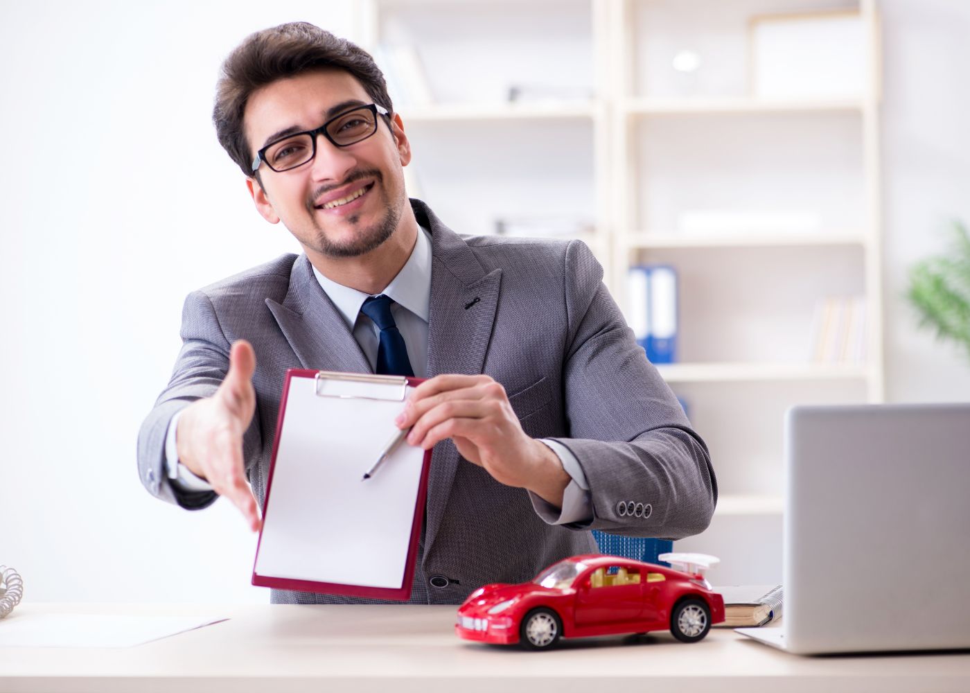 découvrez les dernières transformations dans le domaine de l'assurance auto. informez-vous sur les innovations, les nouvelles offres et les évolutions des garanties pour mieux protéger votre véhicule et réaliser des économies.